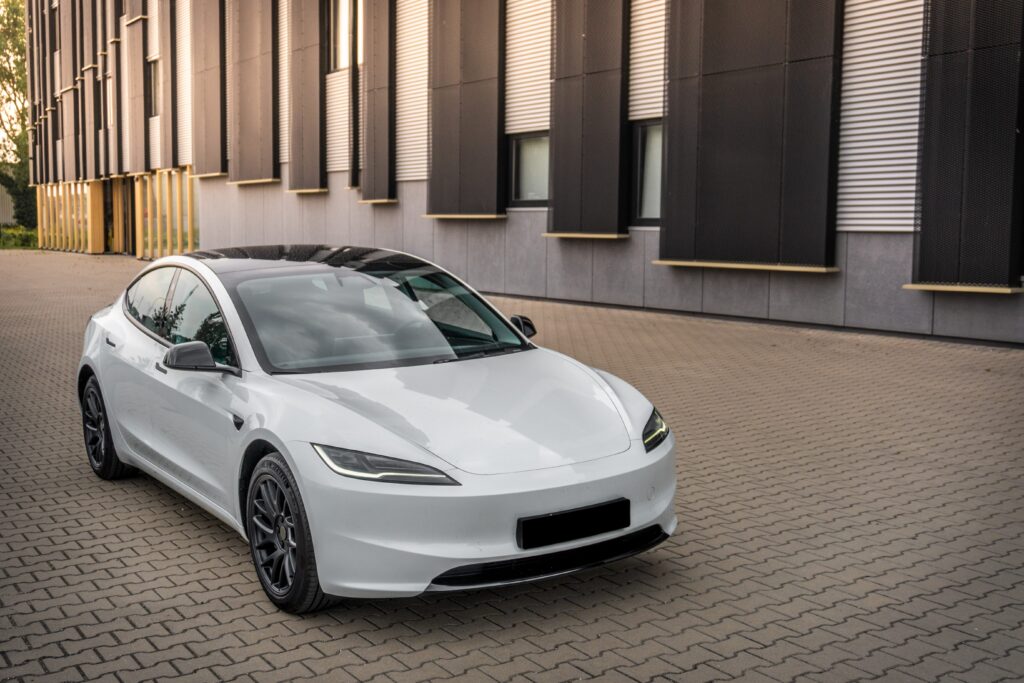 Tesla calls for higher petrol fees