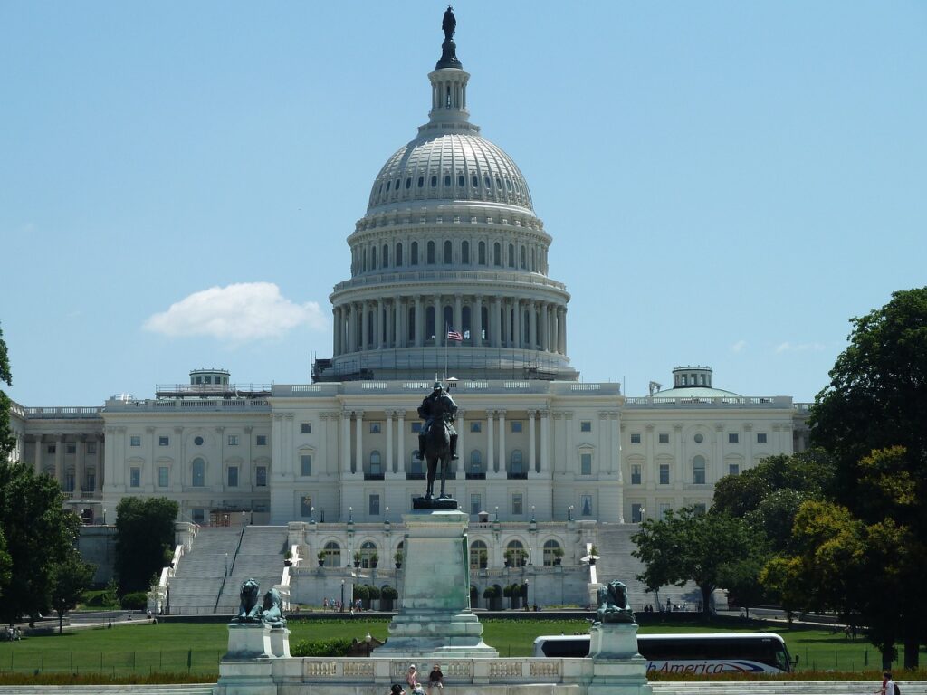 Senate approves funding bill, avoiding shutdown
