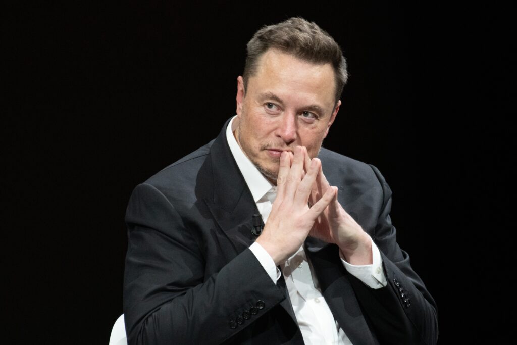 Federal Workers Face Confusion Over Elon Musk-Backed Work Order