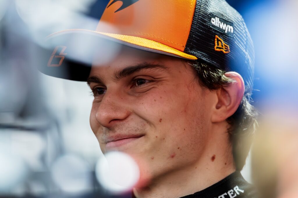 Piastri Extends Championship Lead as Norris Retires in Dutch GP Drama