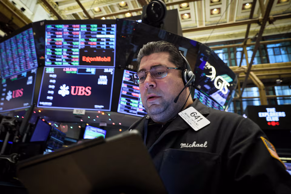 U.S. Stocks Hit Record Closing Highs U.S. Stocks Hit Record Closing Highs