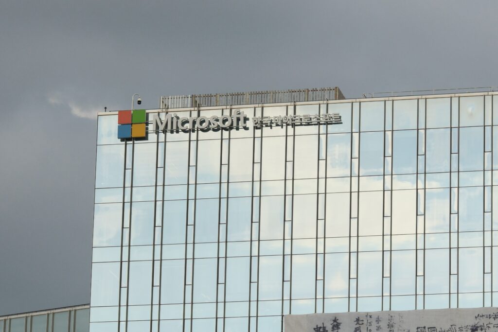 Global outage crashes Microsoft systems and disrupts major websites worldwide